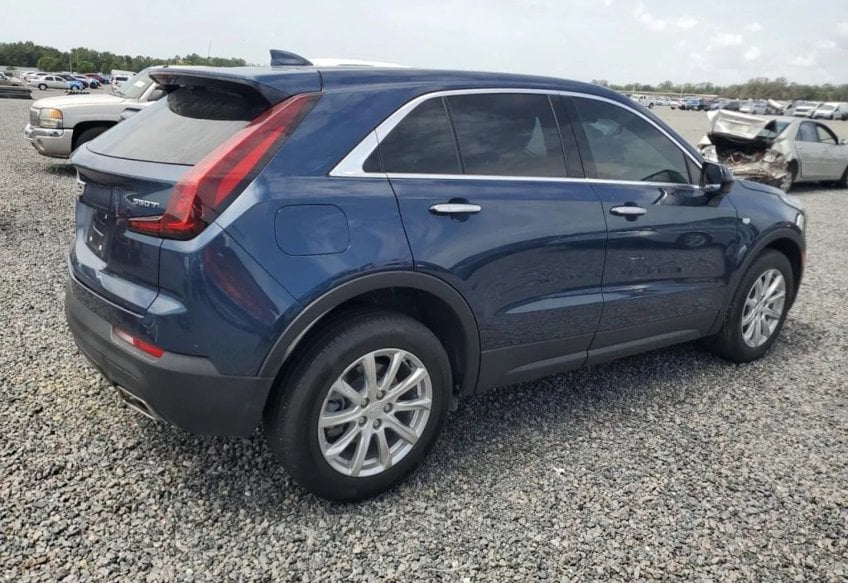 2021 Cadillac XT4 Luxury - 1GYAZAR49MF069207 photo 3