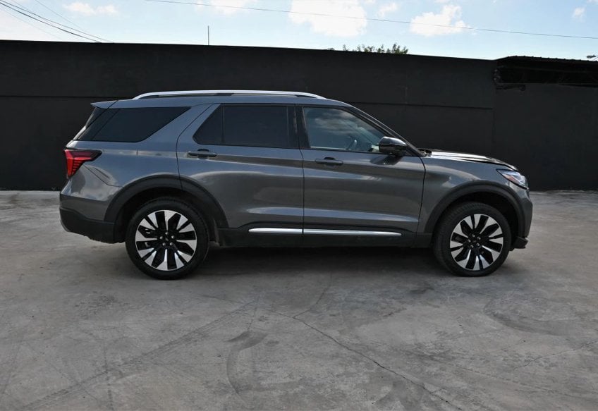 2025 Ford Explorer Platinum - 1FMUK8HH4SGB66807 photo 5