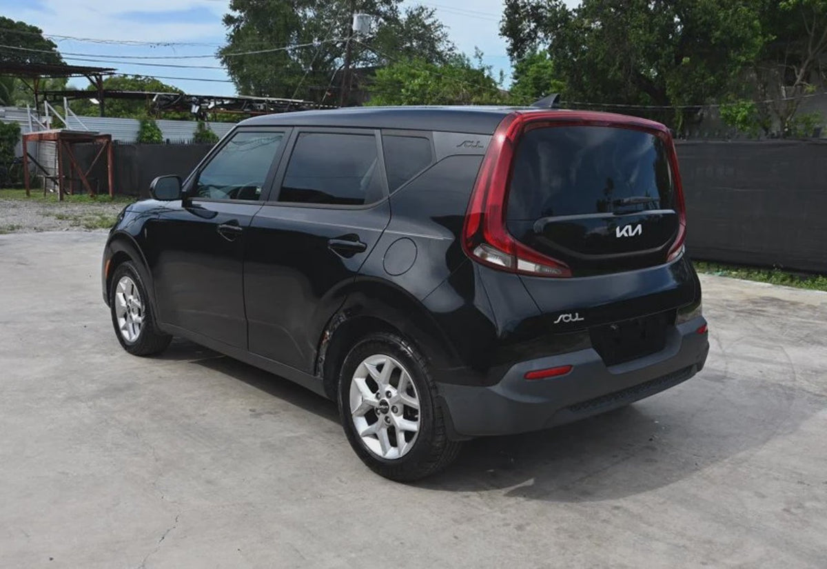 2022 Kia Soul LX Wagon 4D - KNDJ23AU9N7162600 photo 21