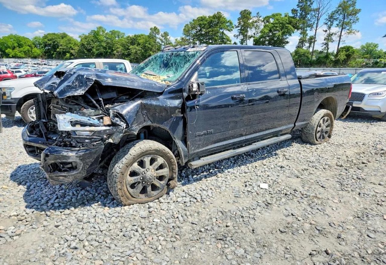 2023 Ram 2500 Laramie - 3C6UR5NL5PG600064 photo 13