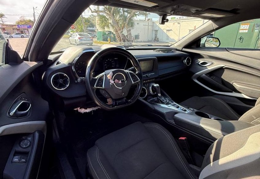 2020 Chevrolet Camaro LT - 1G1FB1RS5L0104009 photo 10