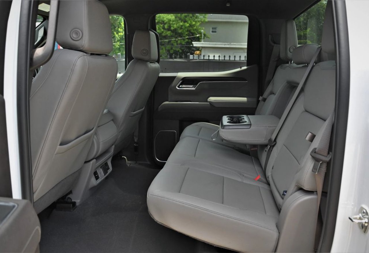 2026 GMC Sierra 1500 SLT - 1GTUUDED1TZ254518 photo 38