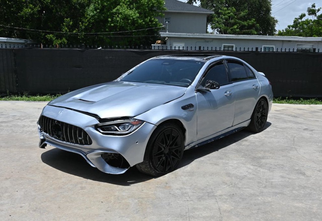 2024 Mercedes-Benz C-Class AMG C 63 S E Performance - W1KAF8AB9RR186055 photo 16