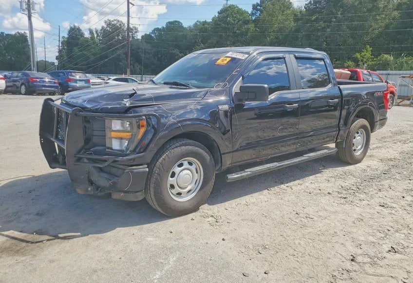 2023 Ford F-150 XL - 1FTEW1EP1PKG04137 photo 2