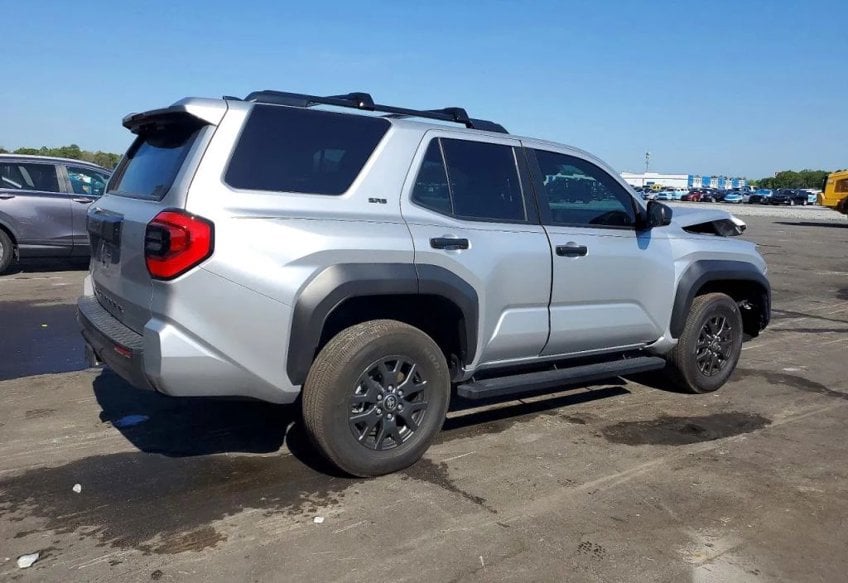 2025 Toyota 4Runner SR5 - JTEVA5BR9S5053017 photo 4