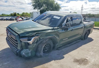 2022 Toyota Tundra SR5 - 5TFLA5AB2NX018554 photo 2