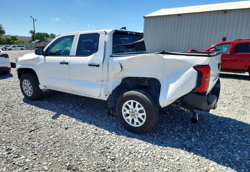 2025 Toyota Tacoma SR - 3TYKD5HN4ST037776 photo 4