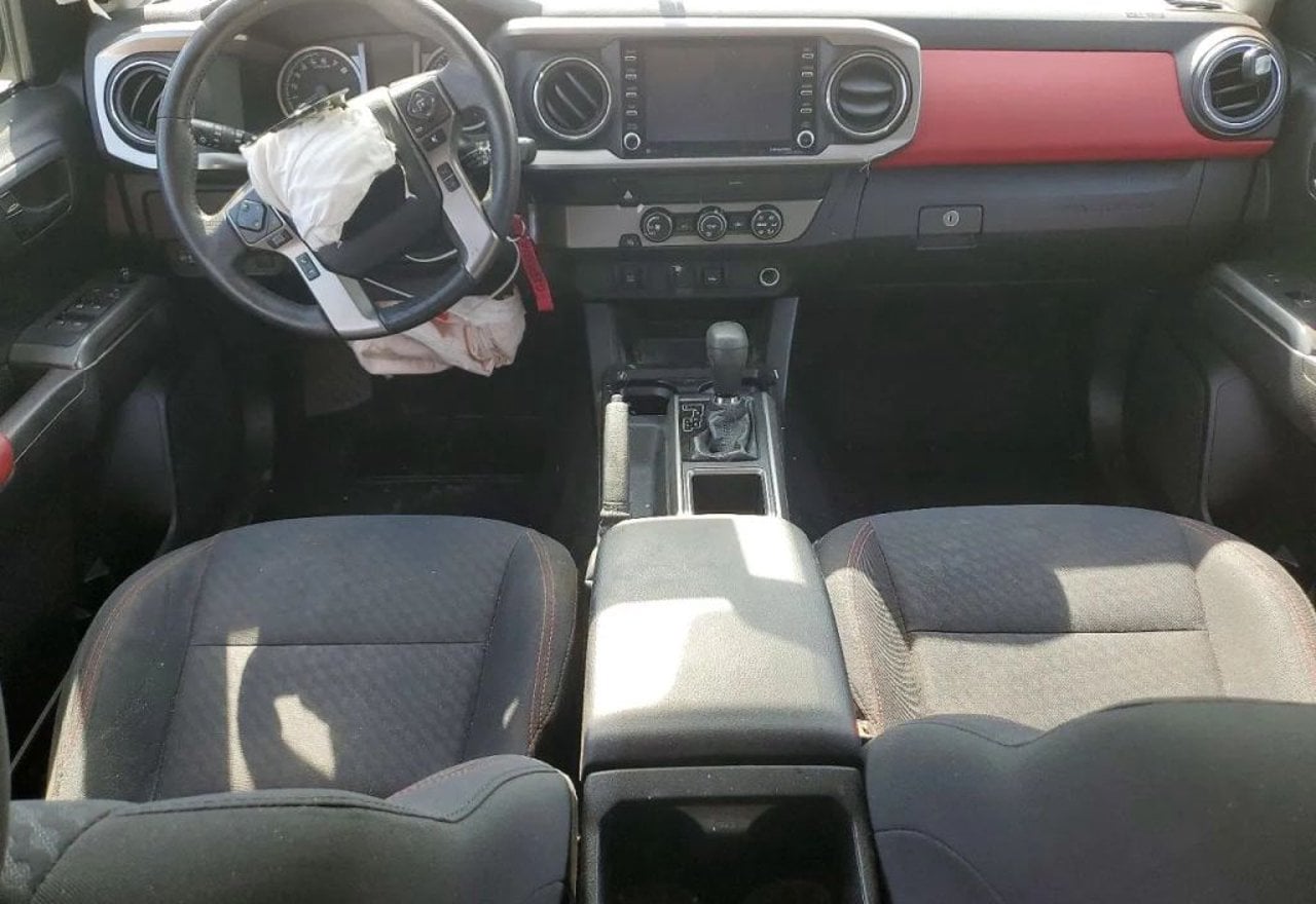 2020 Toyota Tacoma SR5 - 5TFAX5GNXLX174166 photo 19