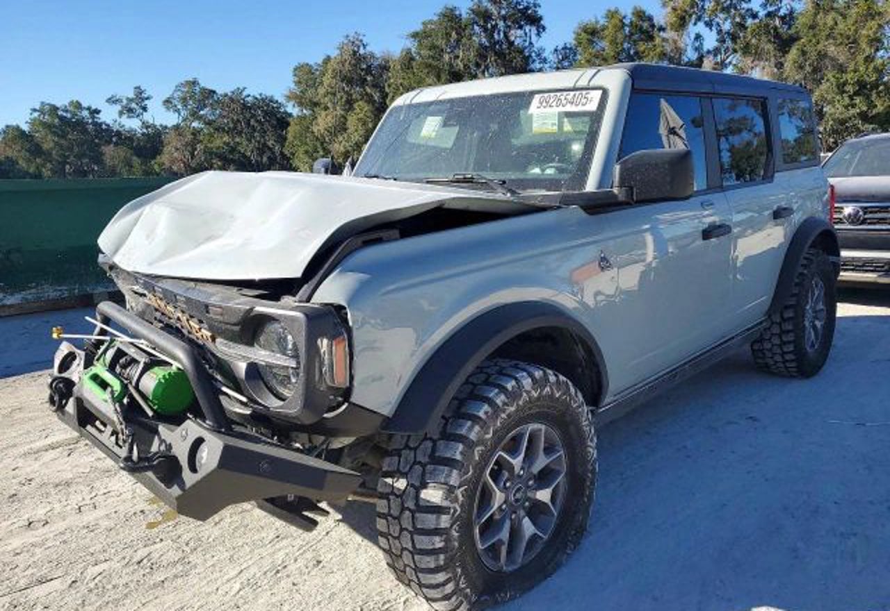 2023 Ford Bronco Black Diamond Advanced - 1FMEE5DP9PLB80515 photo 12