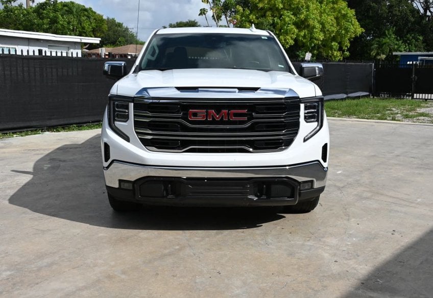 2025 GMC Sierra 1500 SLT - 1GTPHDED9SZ249079 photo 8