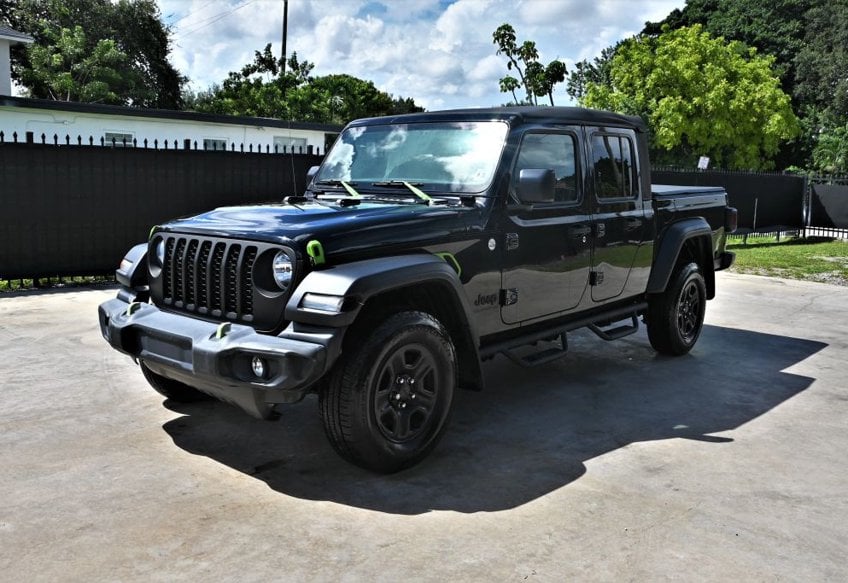 2021 Jeep Gladiator Sport Pickup 4D 5 ft - 1C6HJTAG4ML510649 photo 2