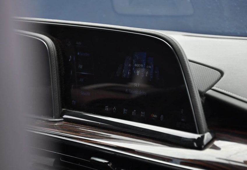 2022 Cadillac Escalade ESV Luxury - 1GYS4JKL5NR316078 photo 10