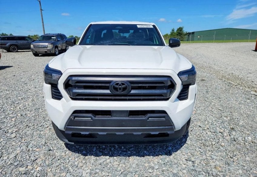 2025 Toyota Tacoma SR - 3TYKD5HN4ST037776 photo 5