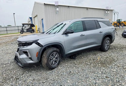 2025 Chevrolet Traverse LT - 1GNERGRS2SJ240633 photo 1