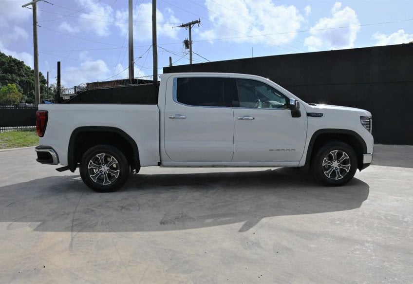 2025 GMC Sierra 1500 SLT - 1GTPHDED9SZ249079 photo 7