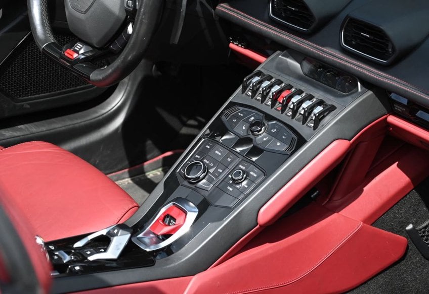 2017 Lamborghini Huracan LP 610-4 Spyder - ZHWUR1ZF6HLA05924 photo 15