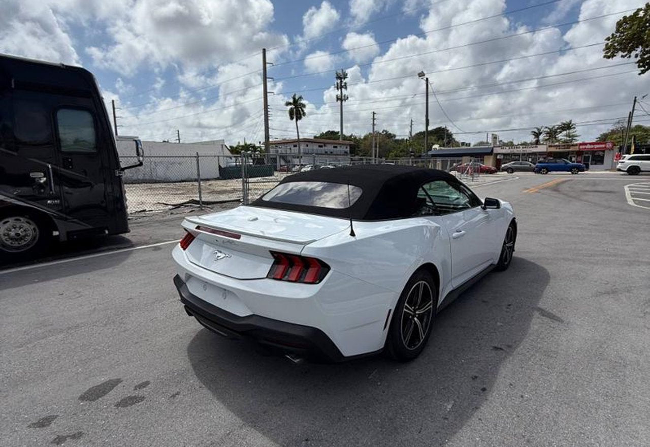 2024 Ford Mustang EcoBoost - 1FAGP8UHXR5129572 photo 17