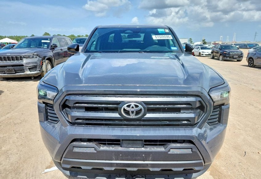 2025 Toyota Tacoma SR - 3TYKD5HN5ST037348 photo 5