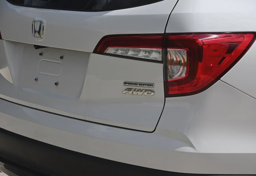 2022 Honda Pilot SE - 5FNYF6H22NB054984 photo 8