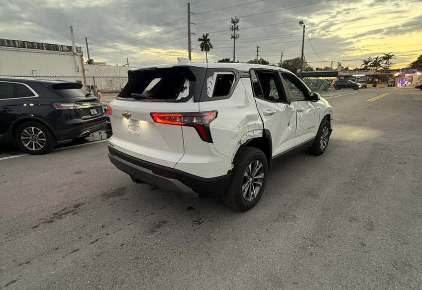 2025 Chevrolet Equinox LT - 3GNAXHEG5SL207128 photo 4