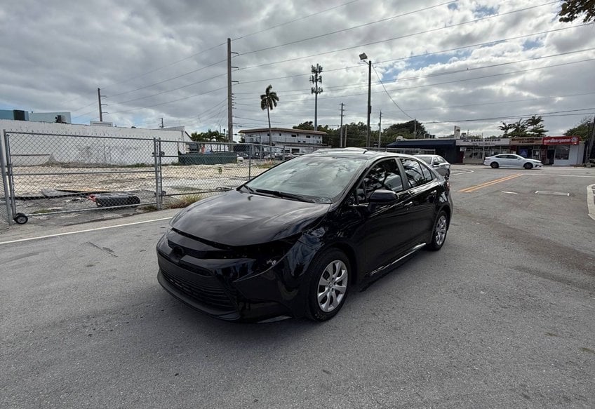 2023 Toyota Corolla LE - 5YFB4MDE3PP019989 photo 2