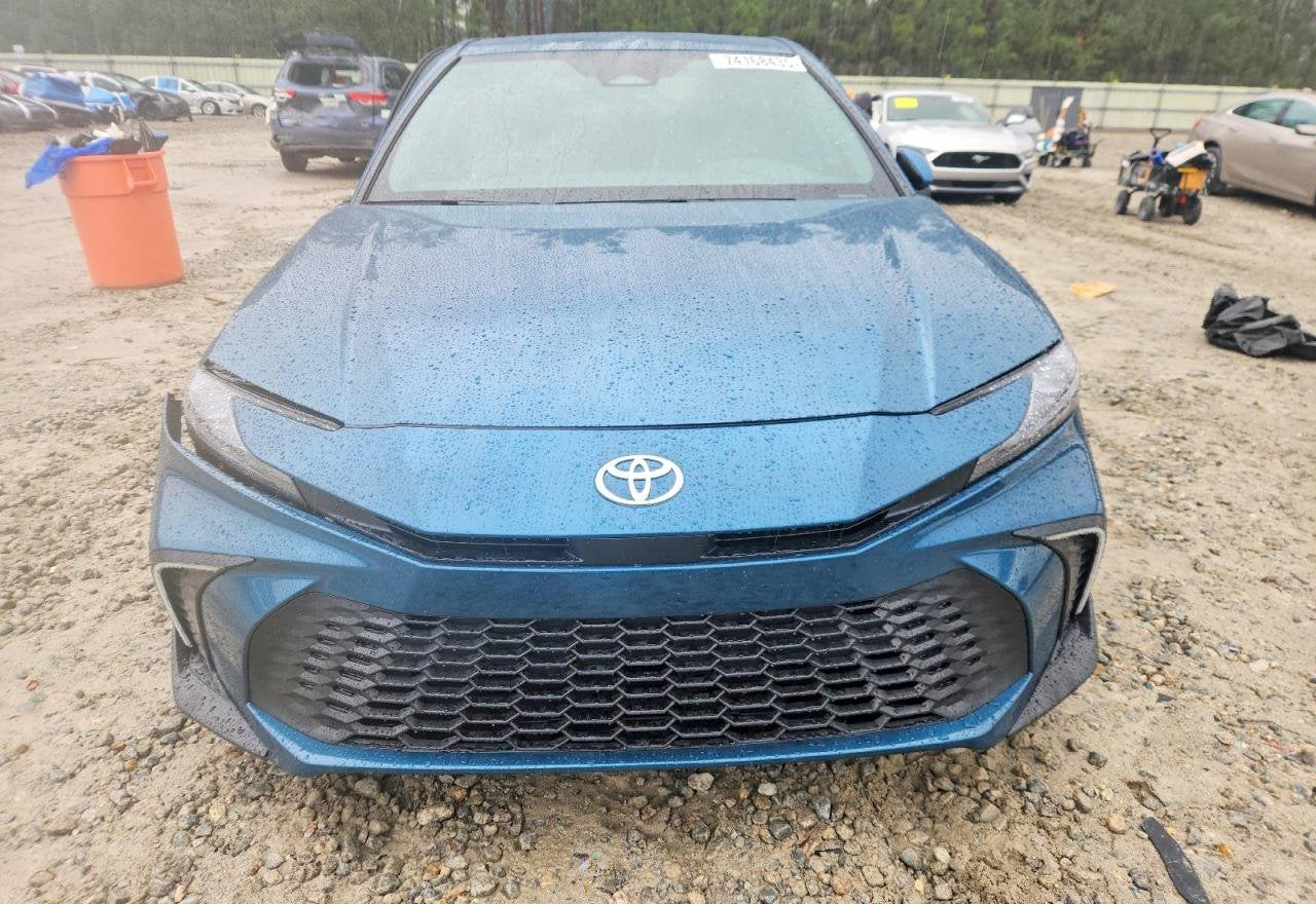 2026 Toyota Camry XSE - 4T1DAACK8TU257000 photo 16