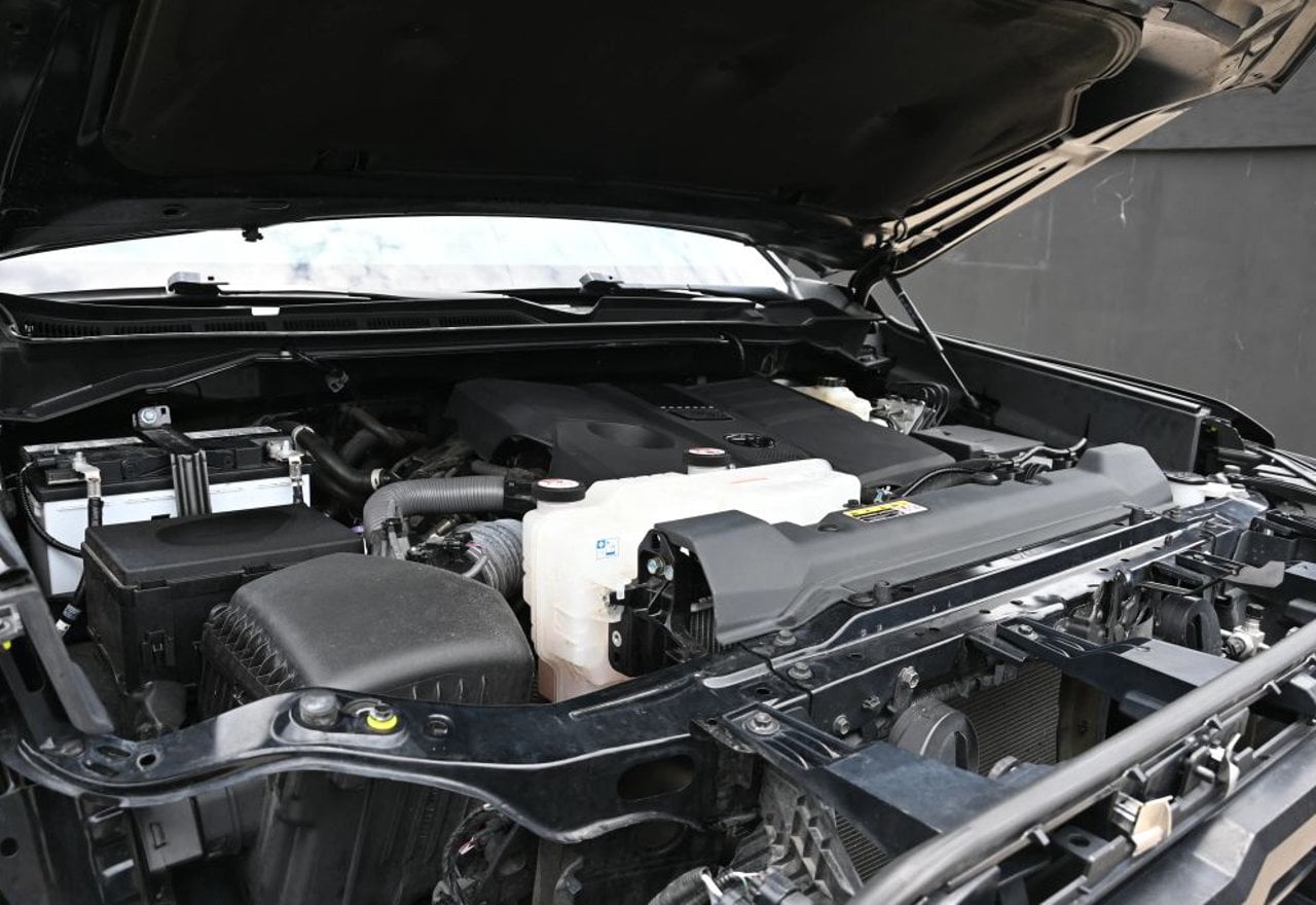 2023 Toyota Tundra SR5 - 5TFLA5DA7PX069778 photo 39