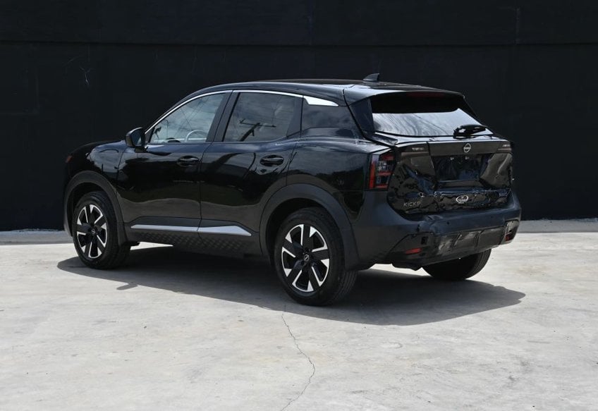 2025 Nissan Kicks SV - 3N8AP6CB9SL365089 photo 4