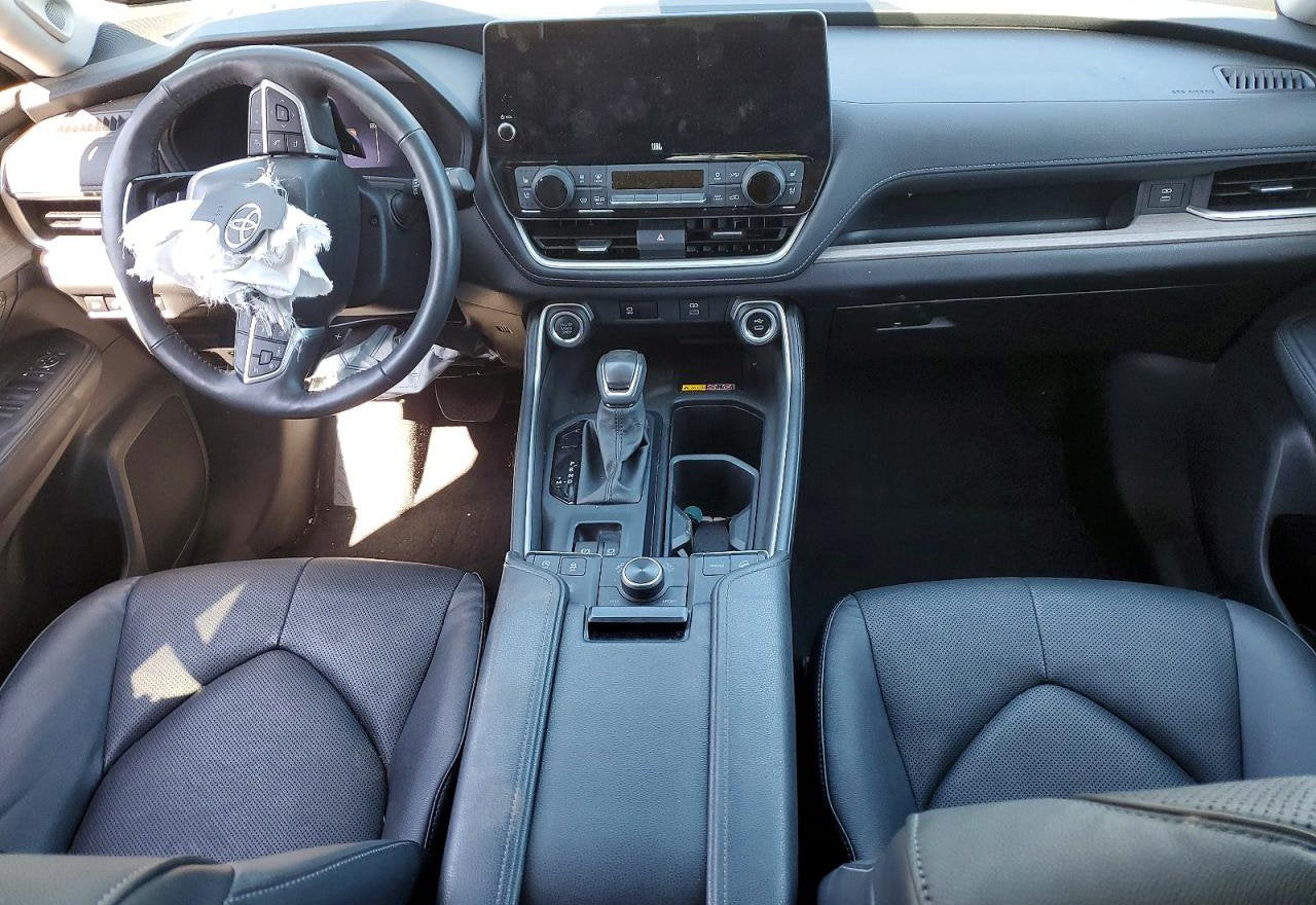 2024 Toyota Grand Highlander Platinum - 5TDAAAB52RS067015 photo 21