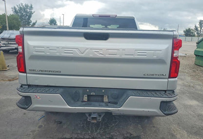 2022 Chevrolet Silverado 1500 Limited Custom - 1GCRWBEK2NZ214096 photo 17