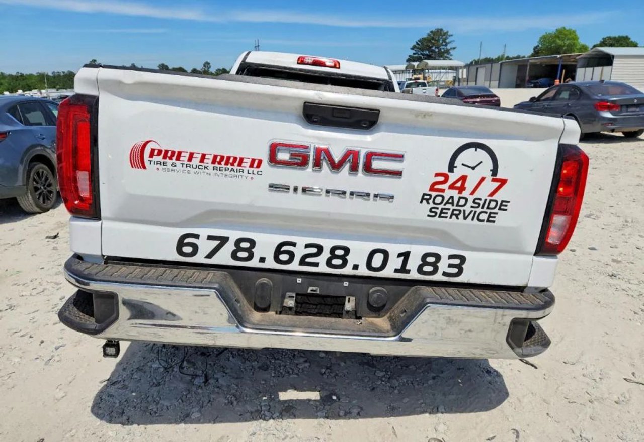 2025 GMC Sierra 1500 Pro - 3GTNHAEK6SG290094 photo 17