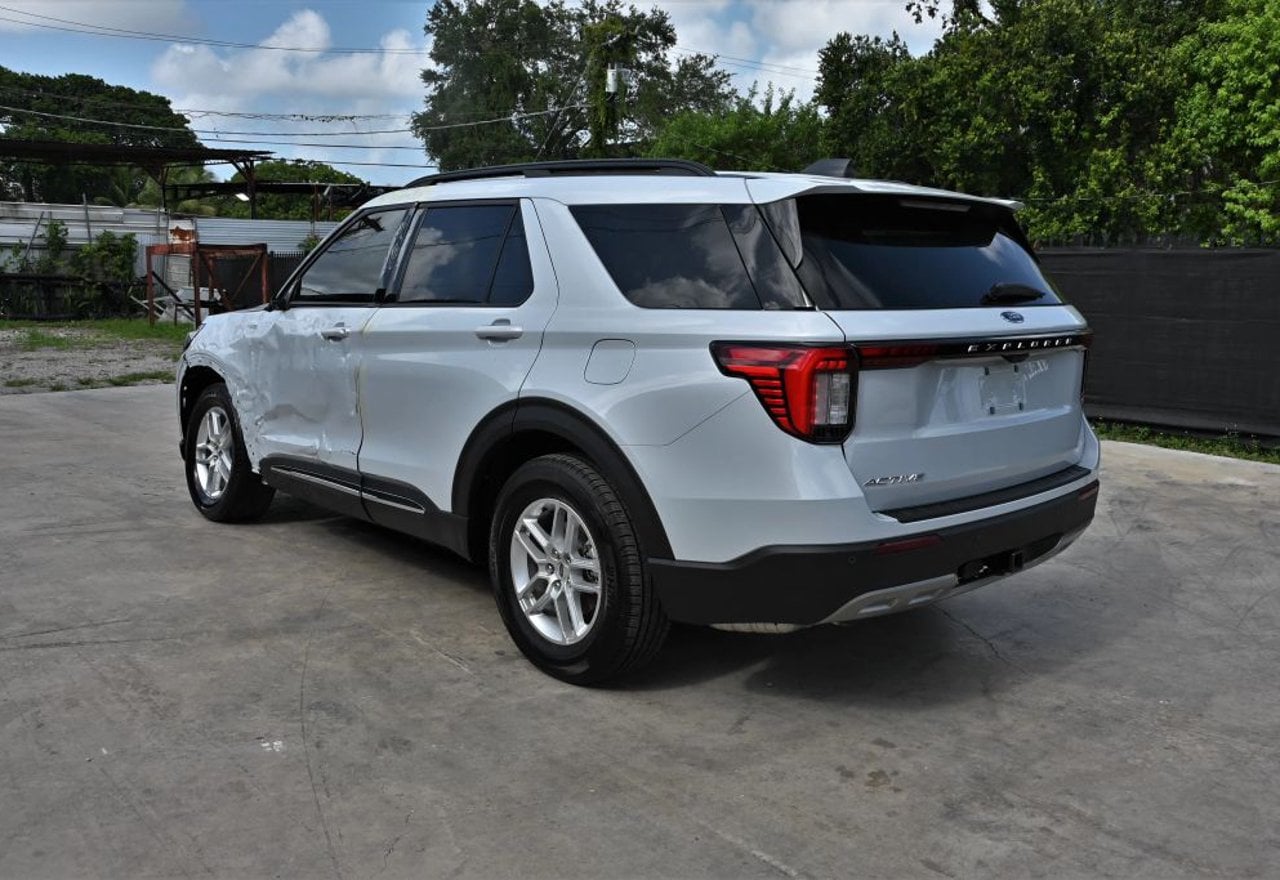 2025 Ford Explorer Active - 1FMUK7DH3SGC58636 photo 23