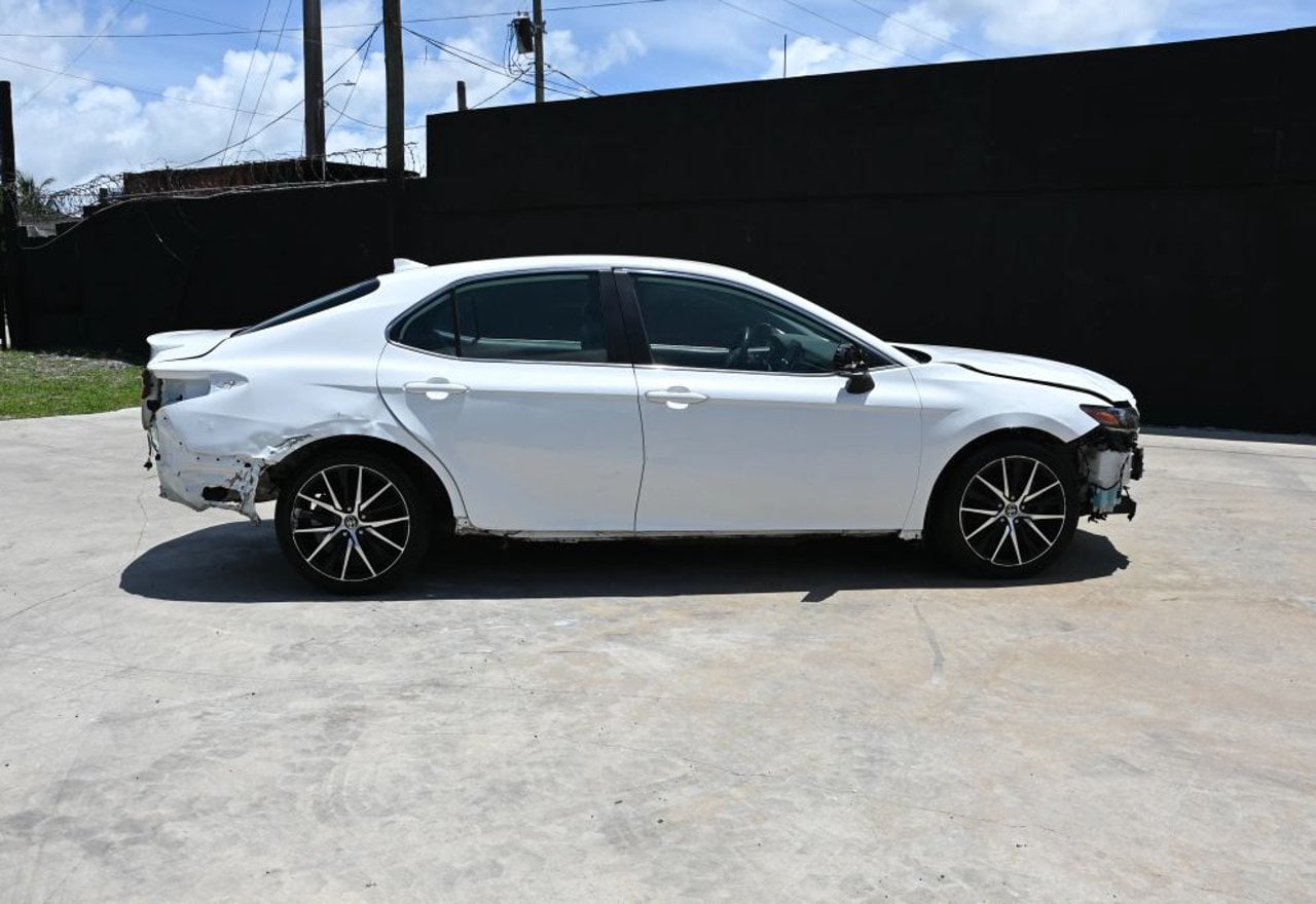 2022 Toyota Camry SE - 4T1G11AK6NU073192 photo 20