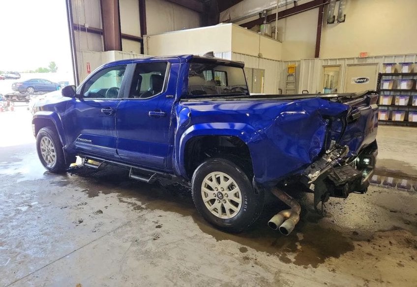 2024 Toyota Tacoma SR5 - 3TMLB5JN3RM059228 photo 4