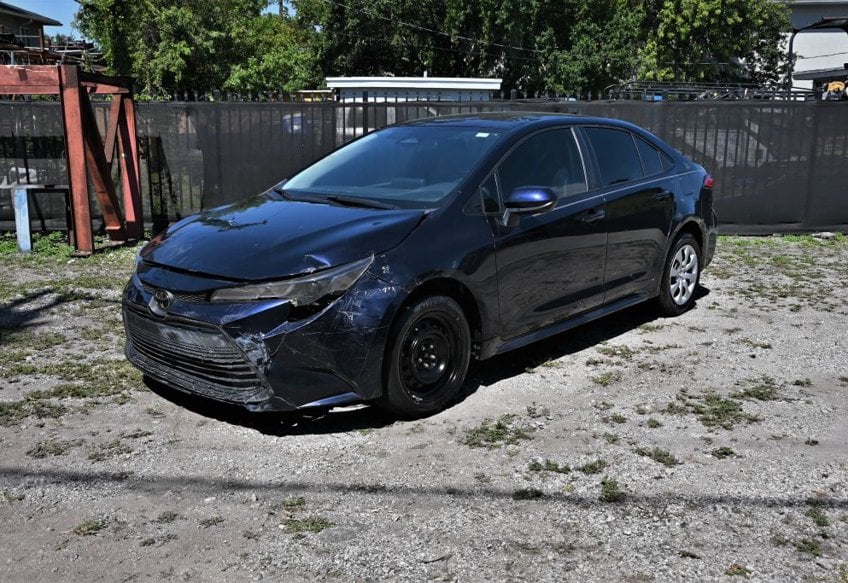 2024 Toyota Corolla LE - 5YFB4MDEXRP224325 photo 2
