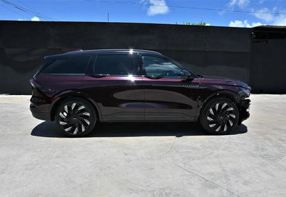 2024 Lincoln Nautilus Reserve - 5LMPJ8KA8RJ784458 photo 31