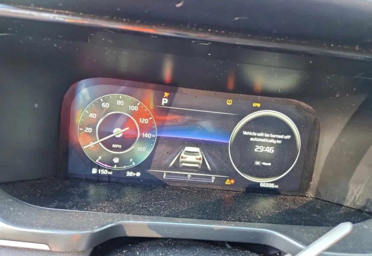2023 Kia Sorento SX - 5XYRKDLF5PG204841 photo 17
