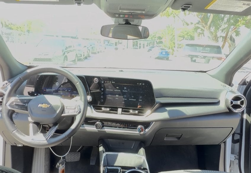 2025 Chevrolet Equinox LT - 3GNAXHEG1SL325208 photo 8