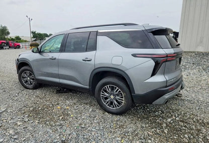 2025 Chevrolet Traverse LT - 1GNERGRS2SJ240633 photo 4