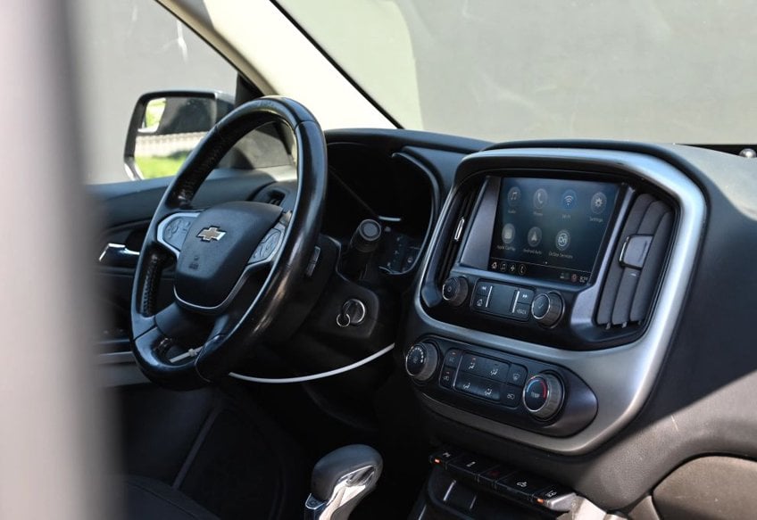 2022 Chevrolet Colorado LT - 1GCHSCEA1N1180459 photo 11