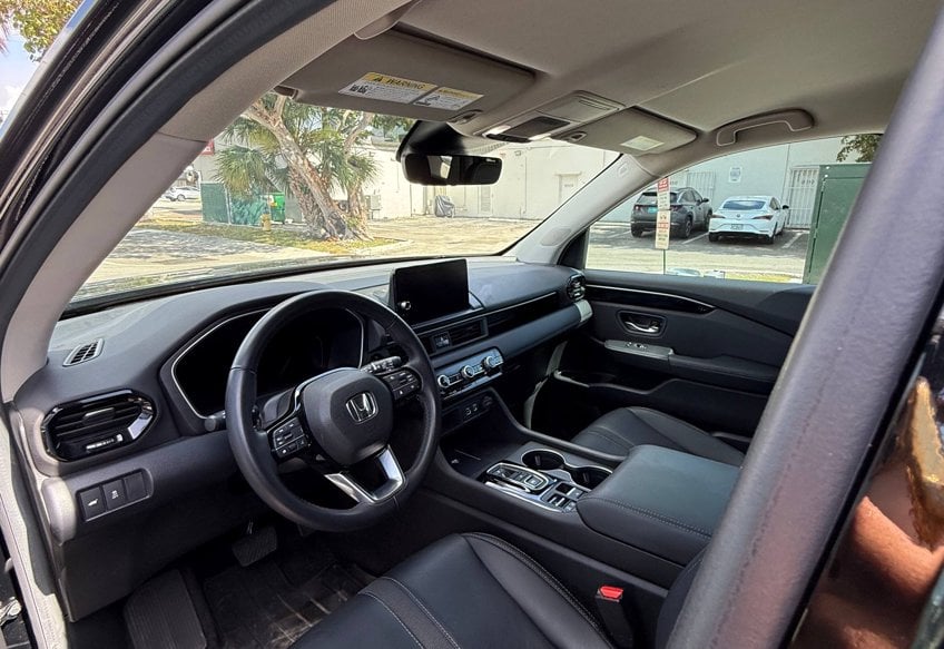 2025 Honda Pilot EX-L - 5FNYG2H42SB018649 photo 10