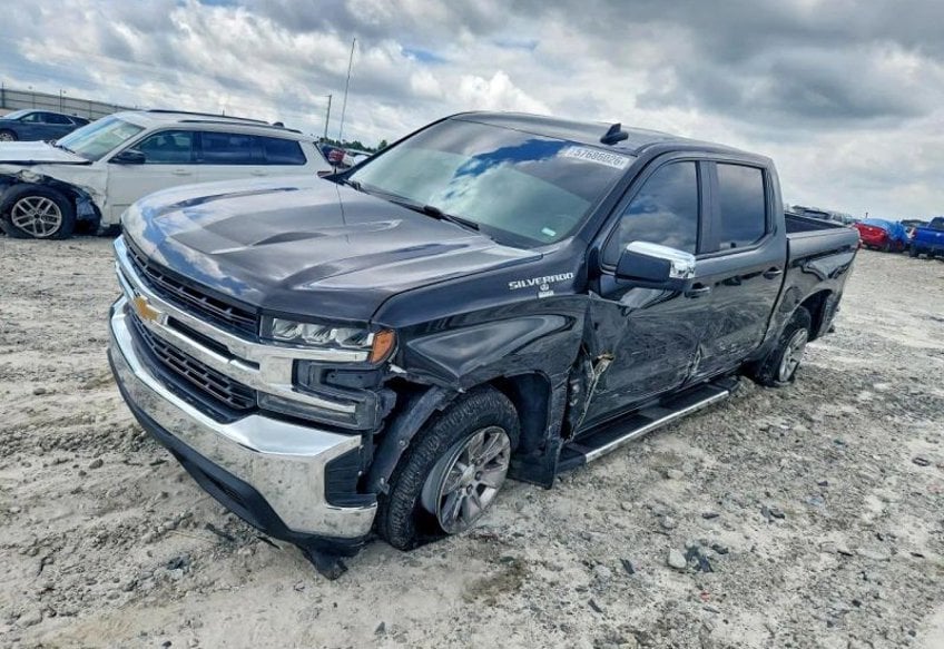 2022 Chevrolet Silverado 1500 Limited LT Pickup 4D 5 3/4 ft - 1GCPWCED0NZ132141 photo 2