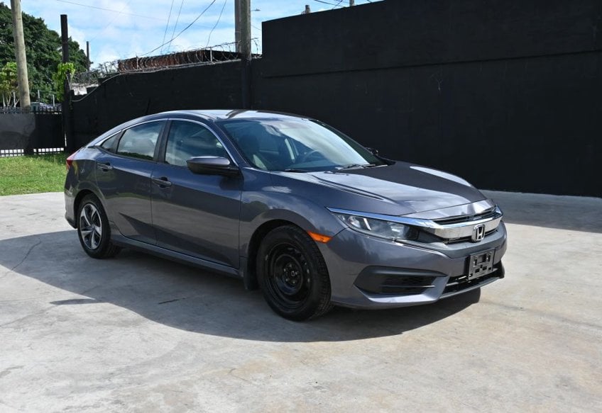 2019 Honda Civic LX - 2HGFC2F65KH547032 photo 1