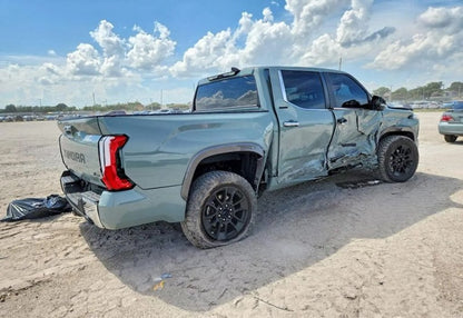 2025 Toyota Tundra Limited - 5TFJA5DB7SX281461 photo 4