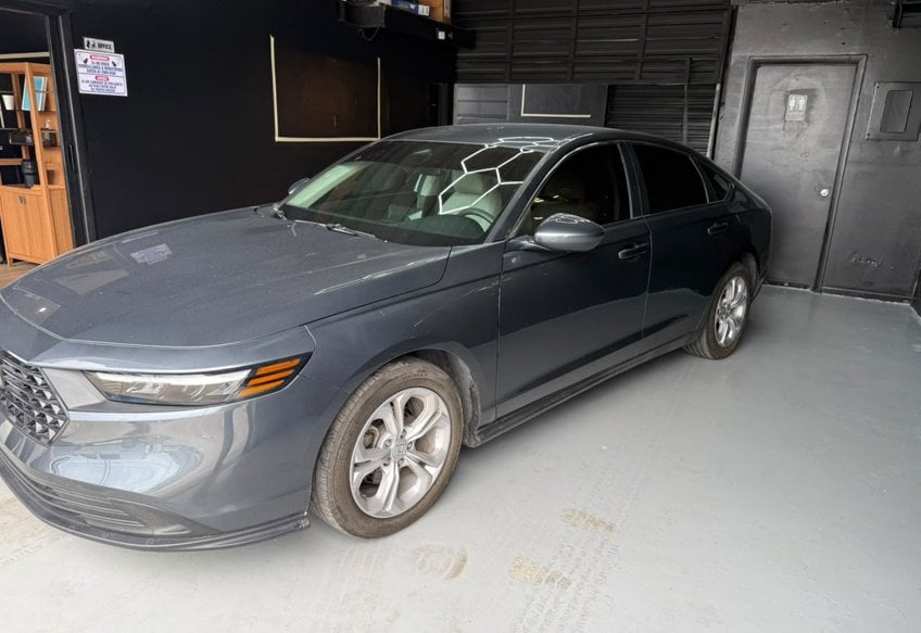 2025 Honda Accord LX - 1HGCY1F28SA019351 photo 2