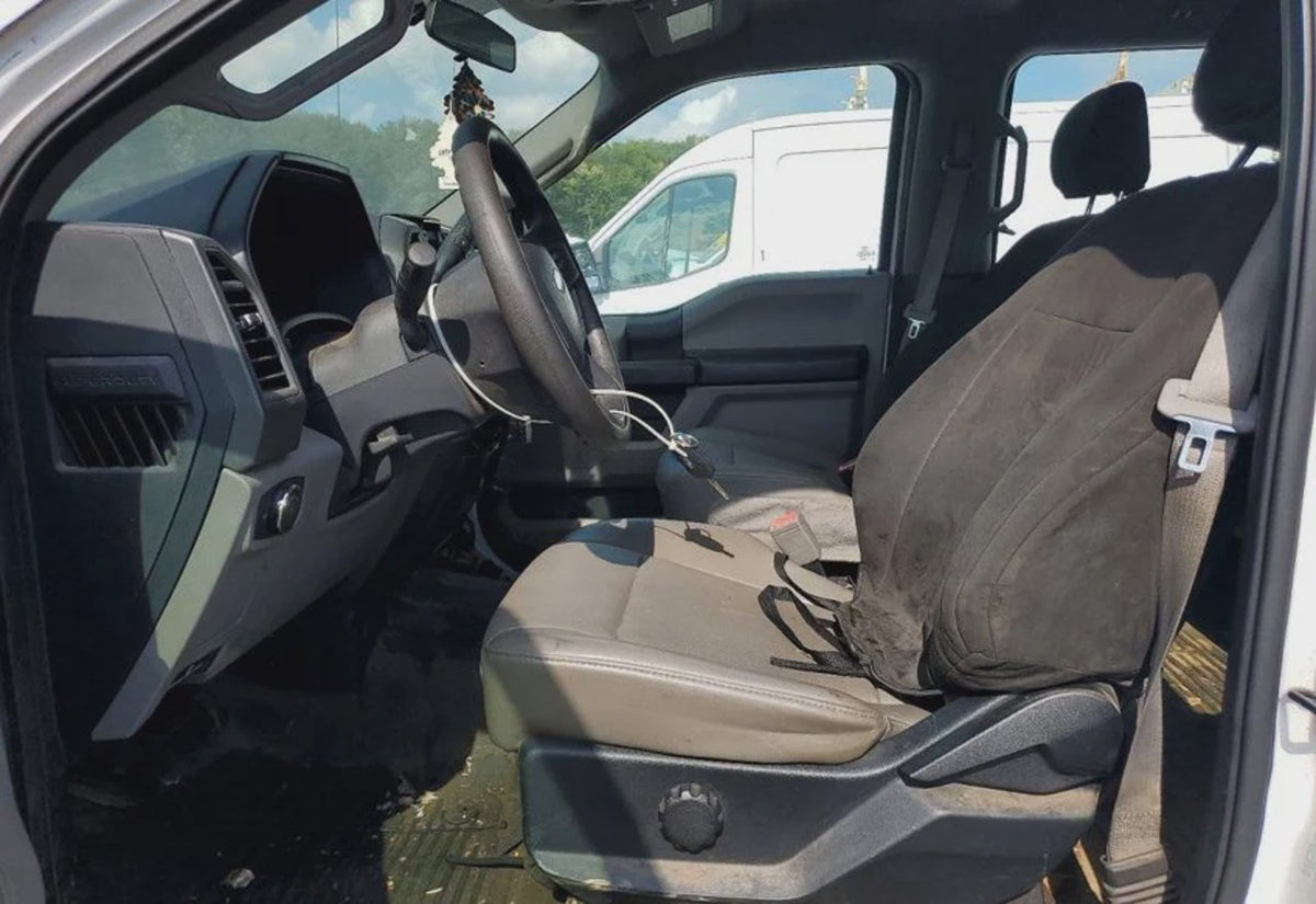 2019 Ford F-250 Super Duty XL - 1FT7W2A66KED15676 photo 17