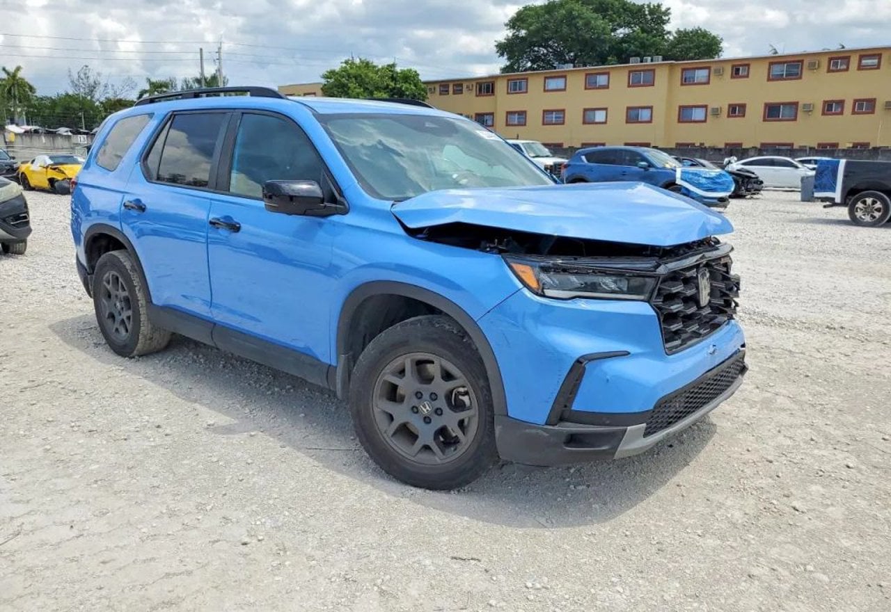 2025 Honda Pilot TrailSport - 5FNYG1H63SB104483 photo 12