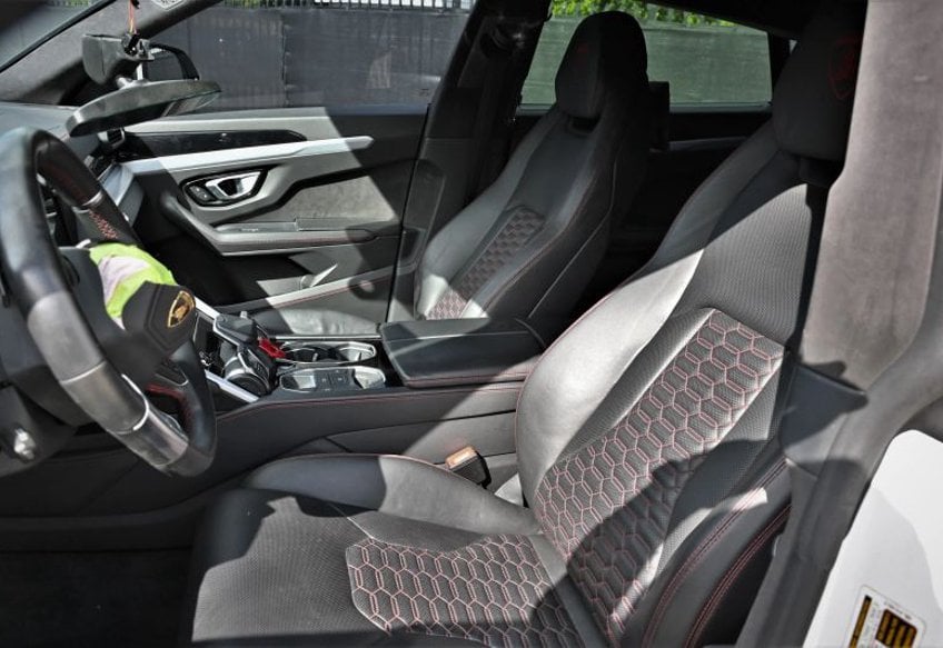2019 Lamborghini Urus Sport Utility 4D - ZPBUA1ZL7KLA04560 photo 11