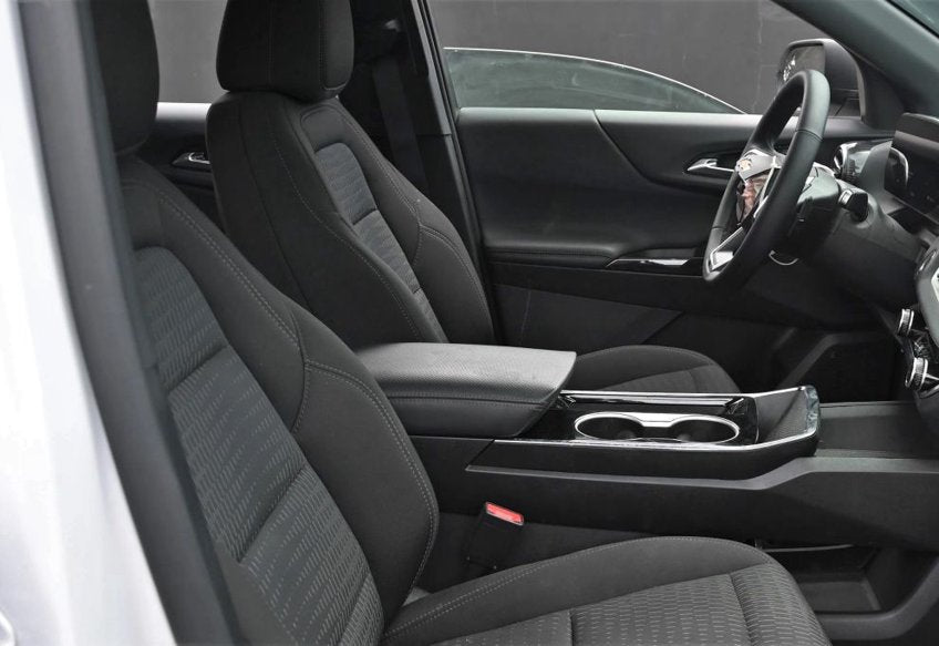 2025 Chevrolet Equinox LT - 3GNAXHEGXSL302137 photo 11