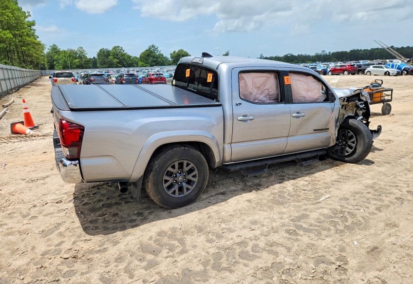 2019 Toyota Tacoma SR5 V6 - 3TMAZ5CN3KM079341 photo 3